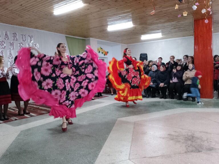 Read more about the article Sărbătoarea 8 martie la Călinești.